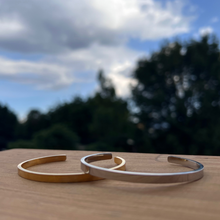 Cargar imagen en el visor de la galería, Pulsera Lisa
